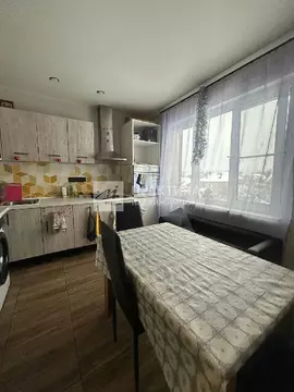 Продается 2-комнатная квартира