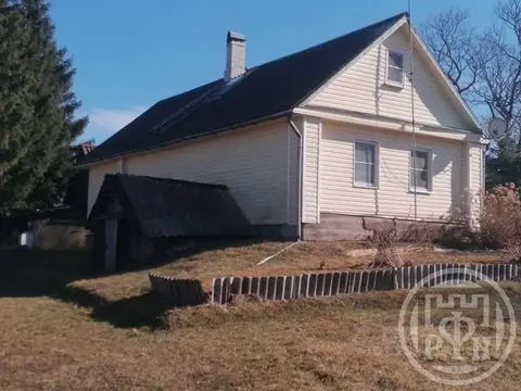 Дом в Ленинградская область, Лужский район, Володарское с/пос, пос. ...