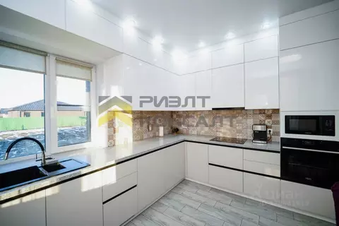 Дом в Омская область, Омский район муниципальный округ, Деревня ...