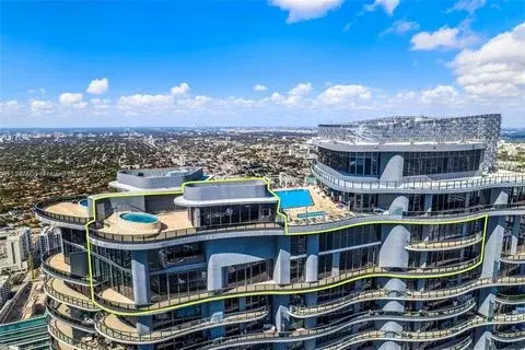 Brickell Flatiron Condo, Unit UPH6201