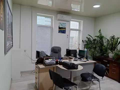 Офис в Краснодарский край, Краснодар Красная ул., 124 (20 м)