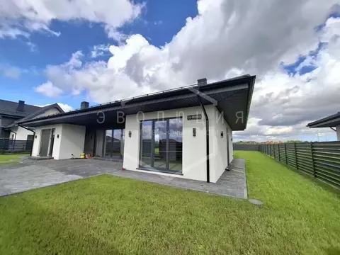 Дом в Калининградская область, Гурьевский муниципальный округ, пос. ...