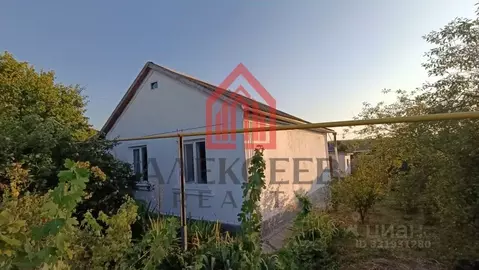 Дом в Крым, Бахчисарайский район, Железнодорожненское с/пос, с. ...
