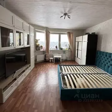 3-к кв. Москва Синявинская ул., 11к10 (89.2 м)