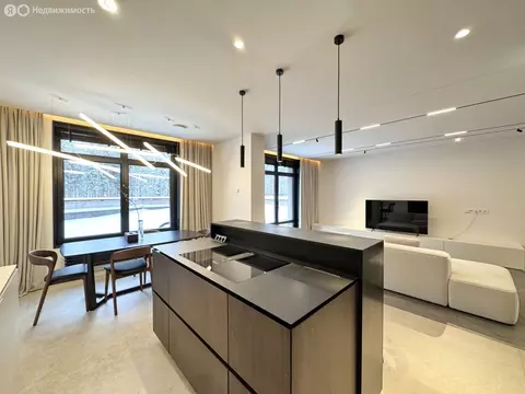 3-комнатная квартира: Санкт-Петербург, проспект Тореза, 118 (139.2 м)