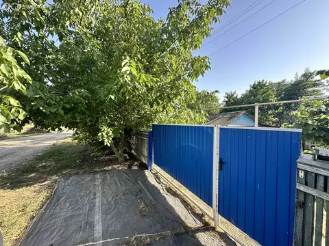 2-комнатная квартира: Лебяжий Остров, улица Коммунаров, 8 (44 м)