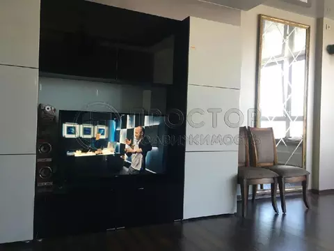 Продается 3-комнатная квартира