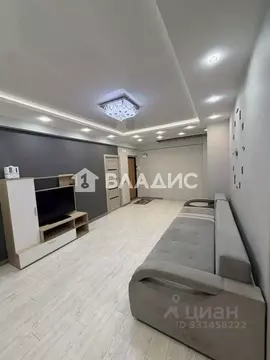 3-к кв. Бурятия, Улан-Удэ 142-й мкр, 60В (72.3 м)