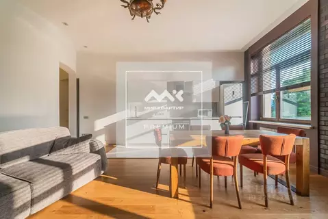 2-к кв. Санкт-Петербург Кемская ул., 1 (80.0 м)