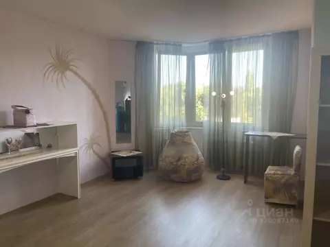 1-к кв. Саратовская область, Энгельс Трудовая ул., 12/7 (48.0 м)