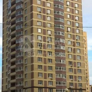 2-к кв. Тюменская область, Тюмень Заречный проезд, 39Ак2 (74.0 м)