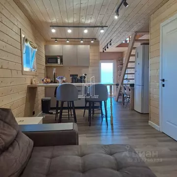 Коттедж в Ленинградская область, Ломоносовский район, Ропшинское ...