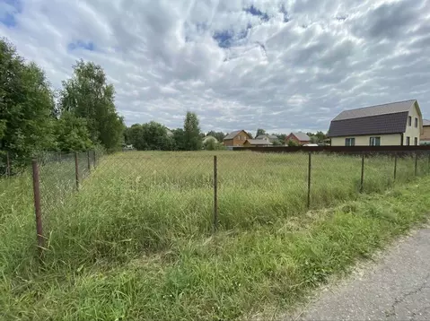 Участок в Московская область, Чехов муниципальный округ, д. Венюково ...