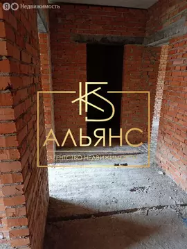 2-комнатная квартира: Владикавказ, улица Билара Кабалоева, 16А (60 м)