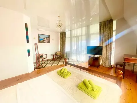 Комната Крым, Алушта ул. Набережная, 24Ас9