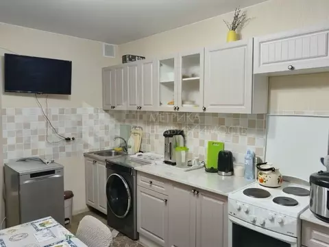 2-к кв. Тюменская область, Тюмень ул. Московский Тракт, 143к1 (64.3 м)