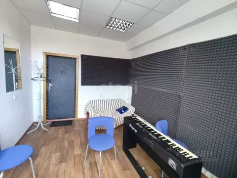 Офис в Белгородская область, Белгород Студенческая ул., 18 (21 м)