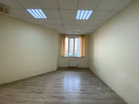 Офис в Краснодарский край, Краснодар Центральный мкр, ул. Буденного ...