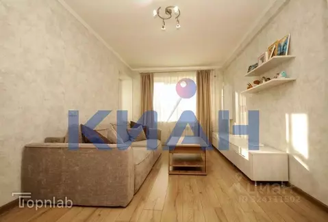 3-к кв. Красноярский край, Красноярск просп. Металлургов, 2А (61.9 м)