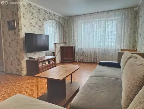 3-комнатная квартира: Набережные Челны, улица Шамиля Усманова, 12 ...