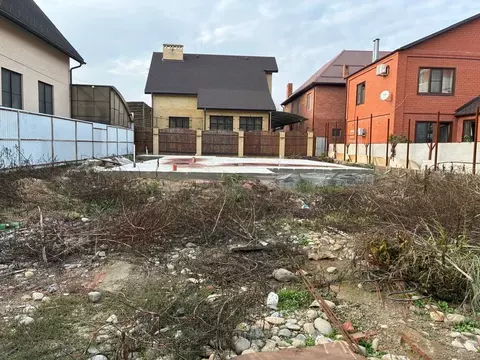 Участок в Краснодарский край, Краснодар Славянский мкр, ул. Имени ...