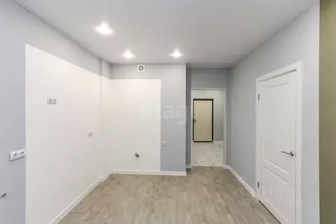 1-к кв. Тюменская область, Тюмень ул. Мельникайте, 2к14 (40.2 м)