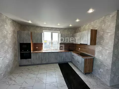 Дом в Курская область, Курский район, Рышковский сельсовет, Кислино ...