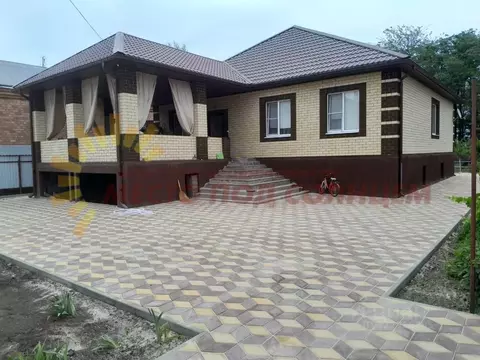 Дом в Краснодарский край, Ейское городское поселение, пос. ...
