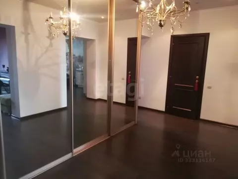 2-к кв. Тюменская область, Тюмень ул. Урицкого, 14 (74.2 м)