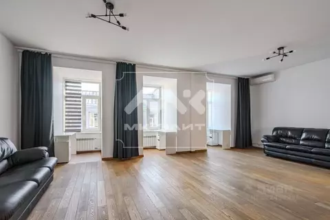 Офис в Санкт-Петербург Невский просп., 88 (205 м)