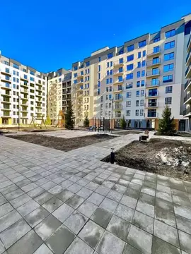 Студия Свердловская область, Екатеринбург ул. Пехотинцев, 2В (30.0 м)