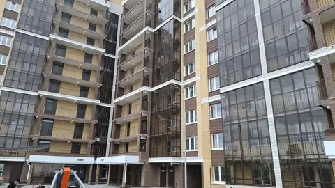 2-к кв. Чувашия, Чебоксары просп. Геннадия Айги, 23 (68.9 м)