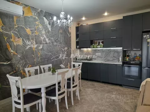 Дом в Крым, Симферопольский район, Добровское с/пос, с. Пионерское ул. ...