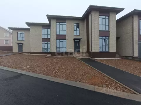 Таунхаус в Оренбургская область, Оренбург Ростоши мкр, пер. Торговый, ...