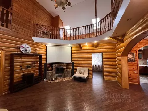 Дом в Москва с. Красная Пахра, ул. Майская (240 м)