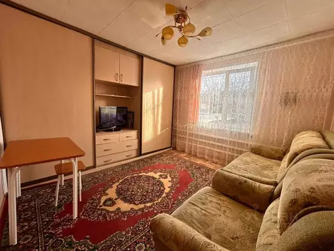 Дом в Алтайский край, Калманский район, с. Новороманово Школьная ул., ...