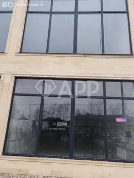 Торговая площадь (102 м)