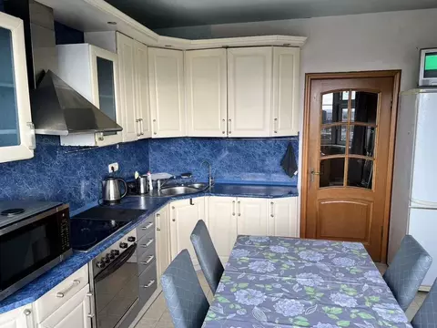 2-к кв. Москва ул. Островитянова, 5К1 (60.0 м)