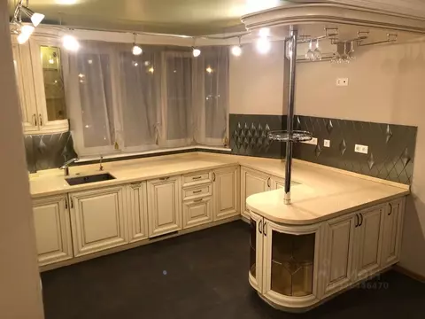 4-к кв. Москва, Москва, Московский г. ул. Радужная, 19к2 (130.0 м)