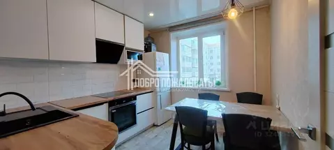 2-к кв. Хакасия, Абакан ул. Торосова, 2/1 (56.0 м)