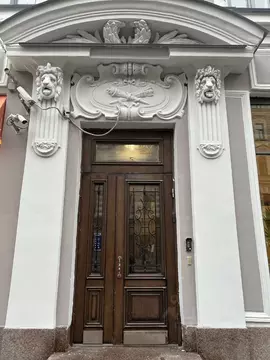 6-к кв. Санкт-Петербург Невский просп., 140 (210.0 м)