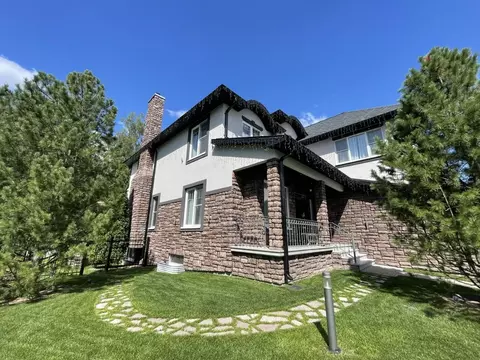 Коттедж в Московская область, Мытищи городской округ, пос. Вешки, ...