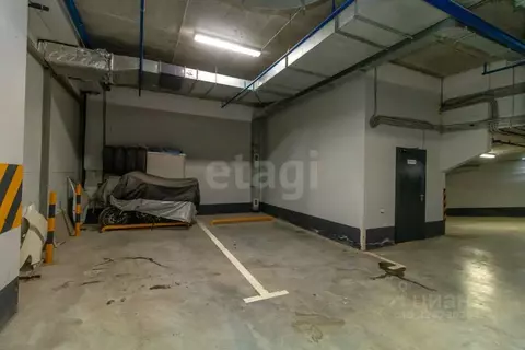 Гараж в Тюменская область, Тюмень ул. Тимофея Чаркова, 81с2 (14 м)