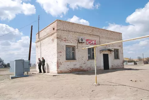 Помещение свободного назначения в Астраханская область, Володарский ...