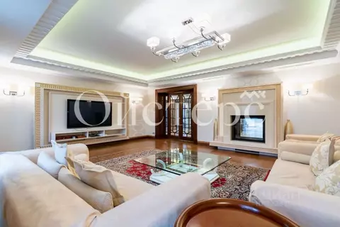 Дом в Ленинградская область, Всеволожск просп. Некрасова, 2Б (750 м)