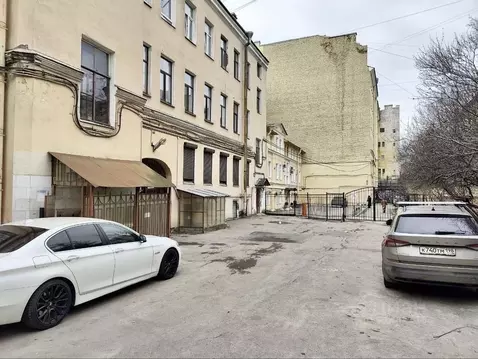 Помещение свободного назначения в Санкт-Петербург 12-я Васильевского ...