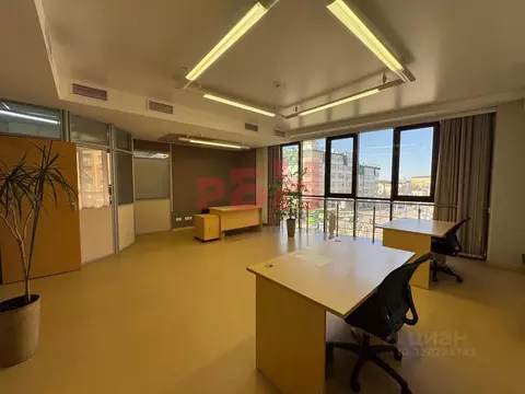 Офис в Тюменская область, Тюмень ул. Республики, 14/7 (70 м)