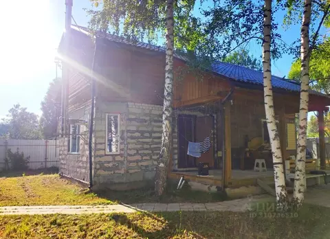 Дом в Тверская область, Калязинский муниципальный округ, д. Митино ул. ...