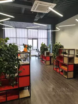 Офис в Свердловская область, Екатеринбург ул. Студенческая, 11 (80 м)