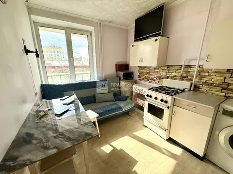 Продается 2-комнатная квартира